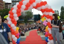 Няма да има червен килим и официално изпращане на абитуриенти в центъра на Асеновград заради извънредната епидемична обстановка