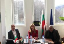 Министър Ангелкова посети Нареченски бани, ще обновяват и популяризират занемарената база за балнео и СПА услуги в страната
