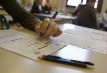 Утвърдиха новите учебни програми за 10 клас