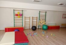 ЦРДР в Асеновград организира безплатни дискусии за отношенията между родители и деца