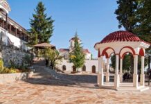 Осигуряват транспорт за манастира „Св. св. Козма и Дамян“