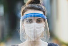 От утре без шлемове и шалове – само с маски на закрито и при струпвания на откритите обществени пространства