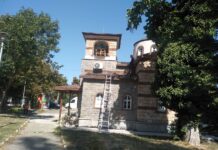 Монтираха и осветиха камбаните на параклис „Св. св. Кирил и Методий“ в Асеновград