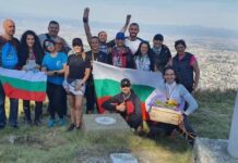 Асеновградчани изкачиха Копитото в памет на алпиниста Боян Петров