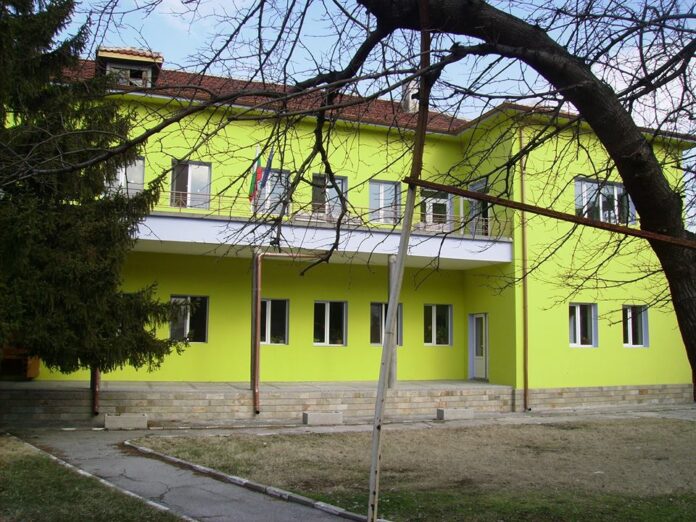 1234836_1384679368431713_699019876_n