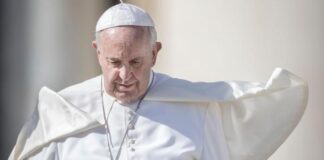 Започна визитата на папа Франциск в България