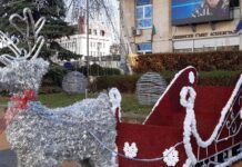 Три посегателства върху коледната украса в Асеновград. Кметът с призив към гражданите