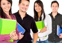 Министърът на образованието: Увеличаваме студентските стипендии с минимум 20%