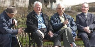 На 8 април НОИ започва изплащането на пенсиите и допълнителните суми към тях