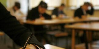 Над 55 хил. зрелостници искат да се явят на матурите