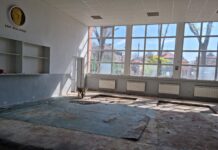 Ремонтът на спортната зала за вдигане на тежести в Асеновград тече по график