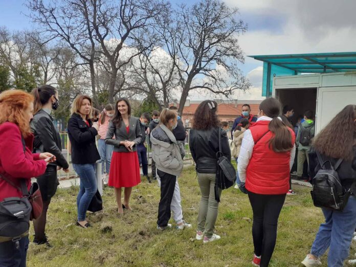 176337483_1432207213778468_2011483678081707985_n