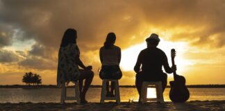 Утре е първото юлско утро – Джулай морнинг