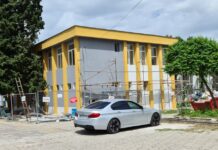 На финален етап са ремонтните дейности на две спортни зали в Асеновградско