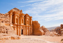 За красотите на мистичната Йордания научиха днес децата, посещаващи „Ваканция в библиотеката” в ГБ „Паисий Хилендарски”