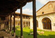 Сдружение „Устремени” с доброволческа помощ за Мулдавския манастир