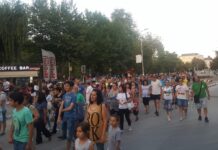 Протестът в Асеновград тази вечер /СНИМКИ/