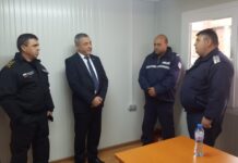 Валери Симеонов очарован от полицейската приемна в кв. „Лозница“