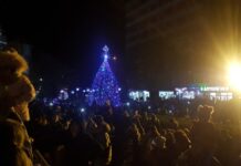 Засияха коледните светлини в Асеновград