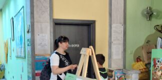 Прожекциите в планетариума в Градска библиотека преливат от желаещи