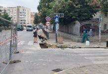 Поставят линеен отводнител при проблемната шахта в близост до асеновградската пожарна