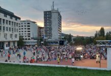 Обновеният централен площад на Асеновград бе открит официално в Деня на Съединението