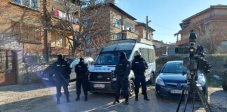 Спецакция в Асеновград след масовото сбиване между две семейства от ромския квартал в града