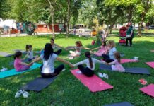 Песни, танци и йога в Деня на детето в Асеновград