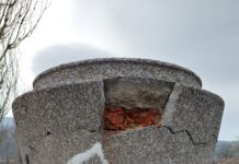 Ще бъдат ли рестварирани вазите на моста до центъра на Асеновград