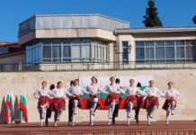 С народни танци Асеновград отпразнува Деня на Независимостта