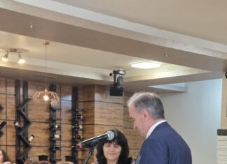 Навръх 24-ти май наградиха преподаватели, директори и дейци на културата в Асеновград