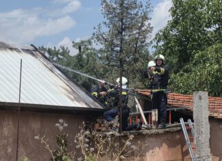 Бързата намеса на асеновградските пожарникари спаси къща в село Боянци