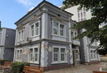 Прекратени обществени поръчки за ремонтите на Караалановото училище и Старата община