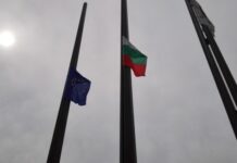 Днес е Ден на национален траур за жертвите от катастрофата на „Тракия“