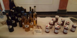 Производители показват най-добрите си продукти, произведени в биопарк “Червената стена”