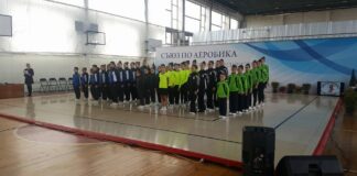 Повече от 100 състезатели по аеробика мерят сили и умения в Асеновград /СНИМКИ/