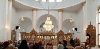 Света литургия се отслужва в асеновградския храм „Св. Архангел Михаил“ Архангеловден