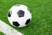 Искат 3700 лв. помощ от Общината за операция на футболист от Асеновец, получил контузия по време на мач