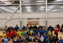 Спортната зала в с.Тополово бе домакин на Коледен турнир по минифутбол Коледен турнир