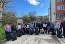 Стотици хора се включиха в почистването на Пловдив