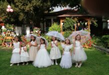 Прекрасни малки калиници и тази година озариха Асеновград в белота