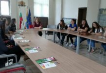 Ученици от СУ „Св. св. Кирил и Методий” гостуваха в Общината