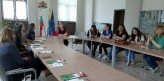 Ученици от СУ „Св. св. Кирил и Методий” гостуваха в Общината