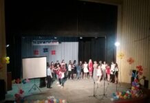 Тържествено изпращане на абитуриентите от СУ „Св. Княз Борис I“ със специална програма в НЧ „Родолюбие“