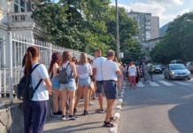 България се обяви против насилието! Десетки се включиха в протеста в Асеновград