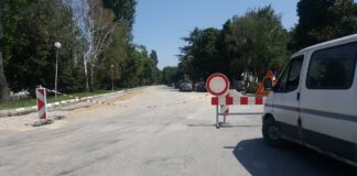 Затварят за движение моста до хотел „Асеновец”