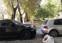 Поредното недобросъвестно паркиране на улица в Асеновград