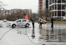 Паднали жици в ж.к Тракия, наложи спиране на движението по ул. „Съединение“ в Пловдив