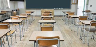 С 500 лева увеличават заплатата на преподаватели, желаещи да преподават по програма „Мотивирани учители“