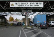 Интензивен трафик на родните граници – хиляди българи пътуват преди Нова година